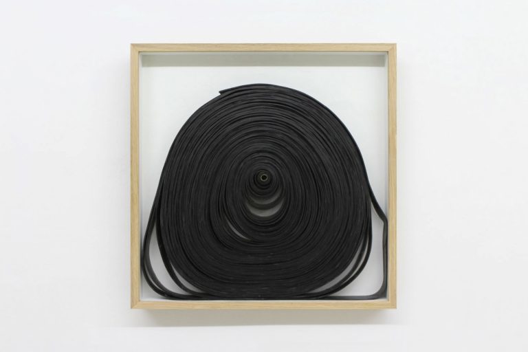 PIERRE-ETIENNE MORELLE | loose, 2014 | oak, rubber | cm. 42 x 42 x 4